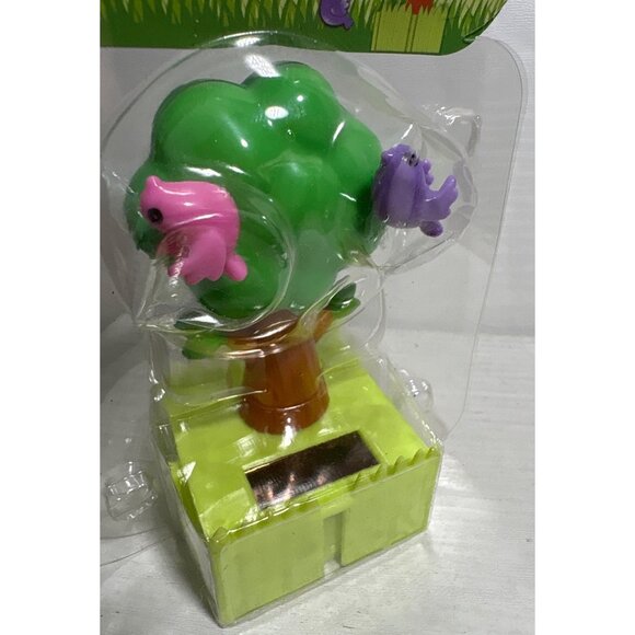 Solar Dancing Tree Sun Powered Motion Toy With Birds 4 Inches Tall Greenbrier - Picture 2 of 5